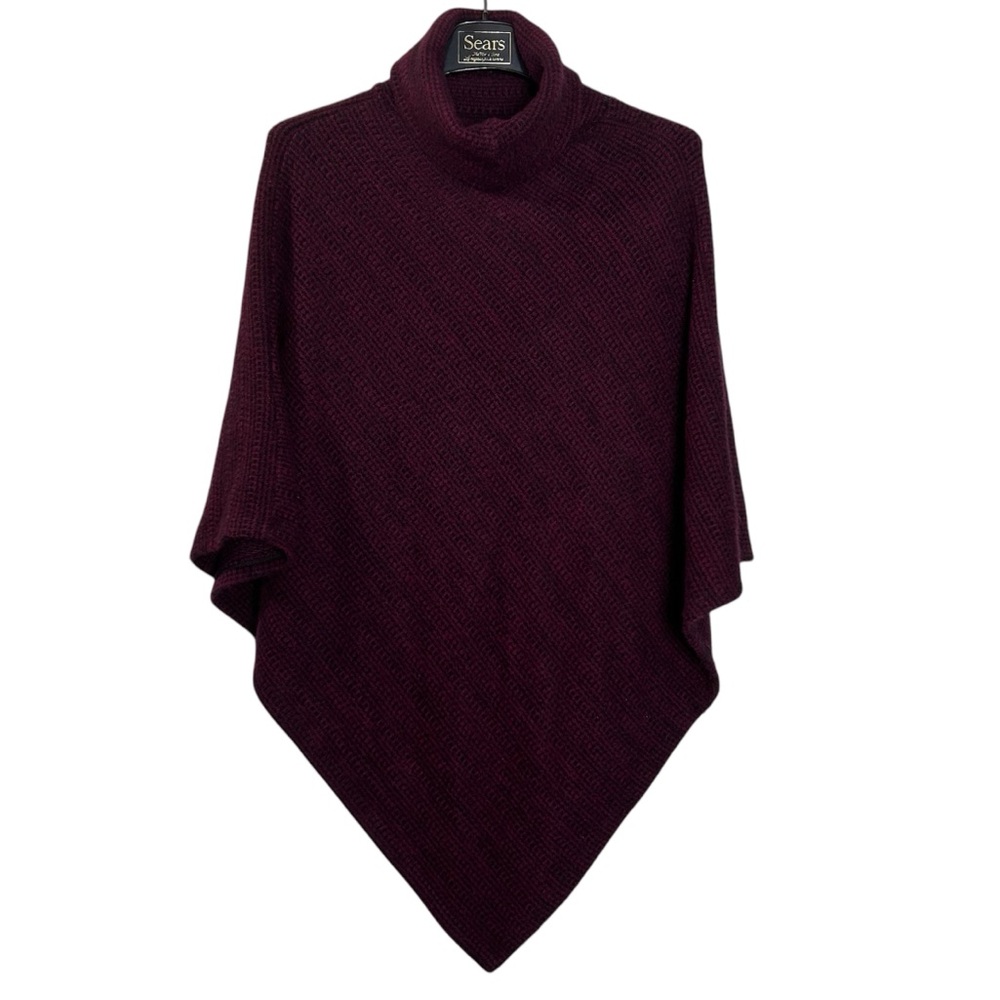 Italian Made women’s poncho one size fits most burgundy knit wool blend